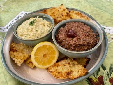 Two French Market Spreads